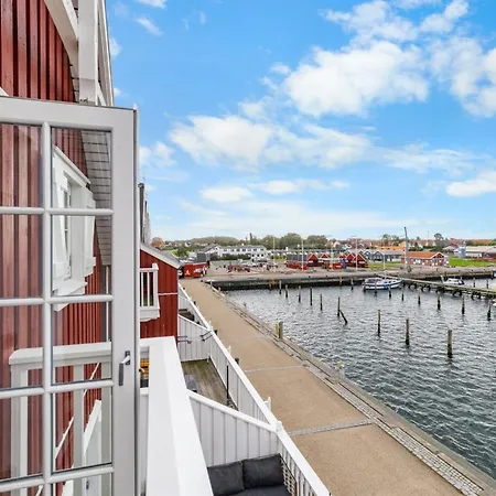 Annete - 20m From The Sea By Interhome